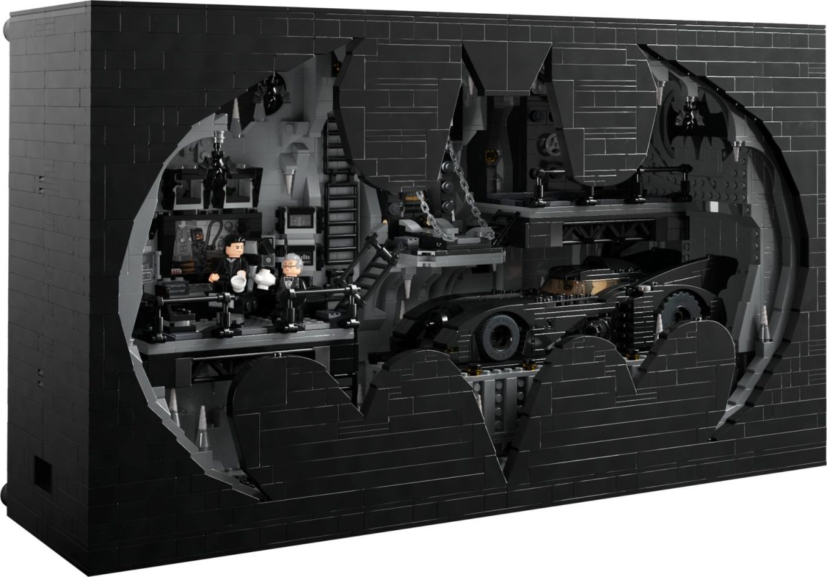 76252 Batcave™ – shadowbox