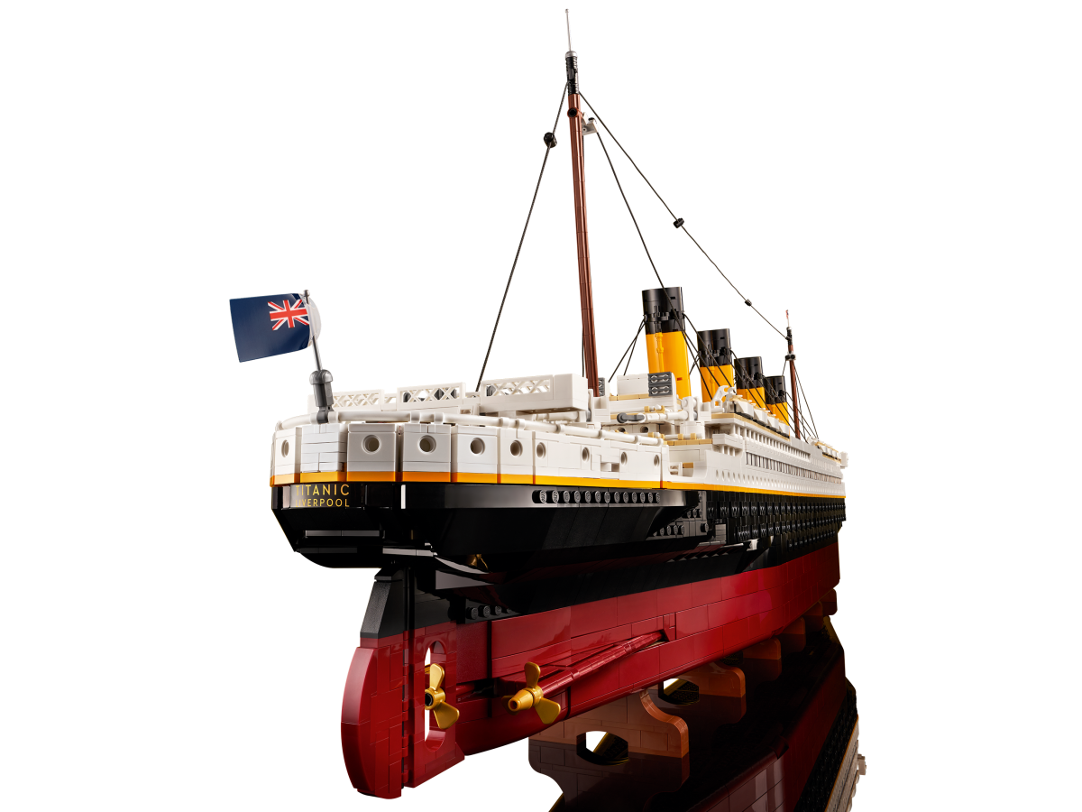 10294 LEGO® Titanic