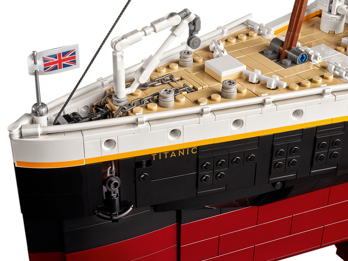 10294 LEGO® Titanic